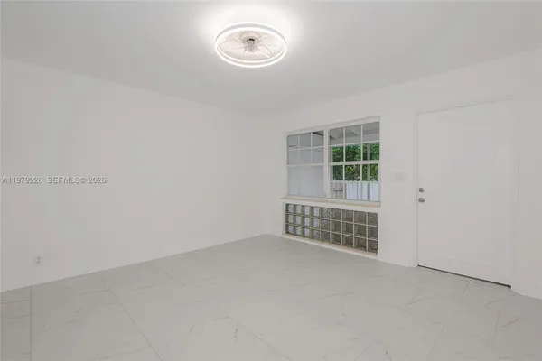 $2,200 | 1914 Dewey Street, Unit B, Hollywood, FL 33020