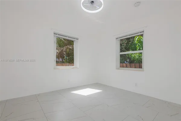 $2,200 | 1914 Dewey Street, Unit B, Hollywood, FL 33020