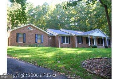 8126 Counselor Road Manassas, VA 20112 - Photo 1 of 9 Exterior (Main)
