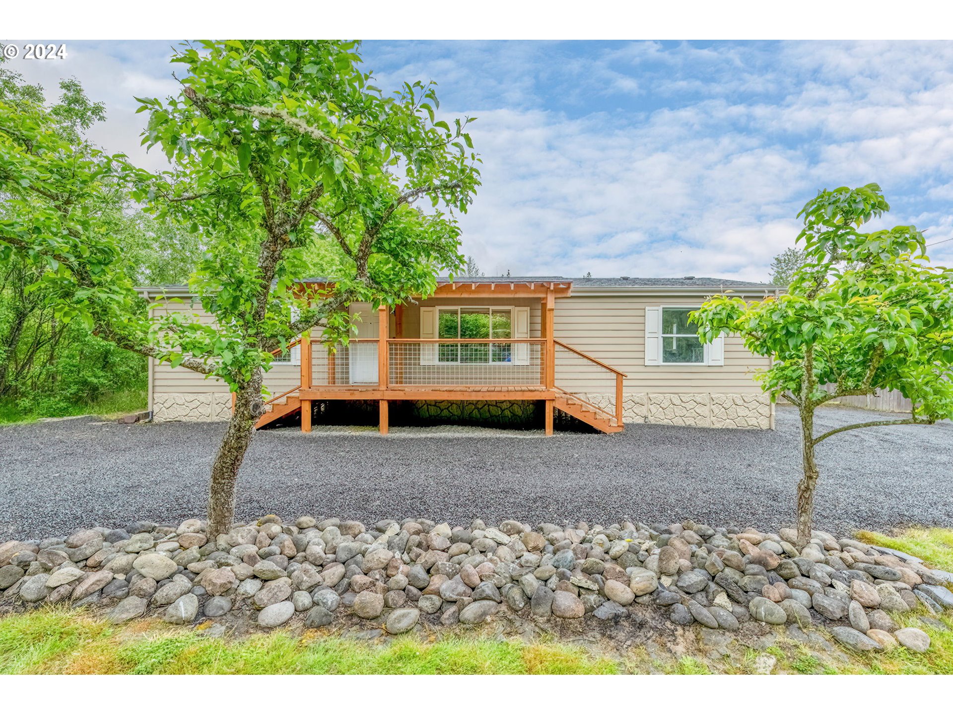 172 Hall Road Silverlake, WA 98645 - Photo 2 of 34 Gallery Image 2