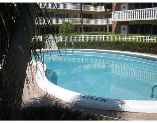 1971 Southeast 5th Court, Unit 303E Pompano Beach, FL 33060 - Photo 14 of 14 Photo 15