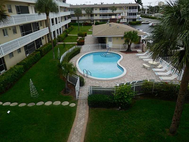 1971 Southeast 5th Court, Unit 303E Pompano Beach, FL 33060 - Photo 9 of 14 Photo 10