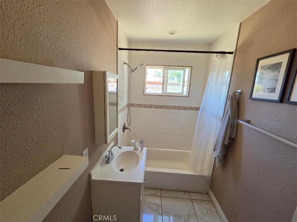 1510 East Ave R Palmdale, CA 93550 - Photo 25 of 28 Gallery Image 25