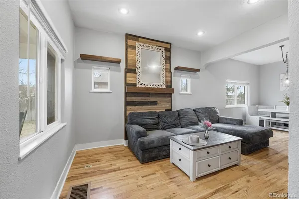 $800,567 | 2073 South Logan Street, Denver, CO 80210