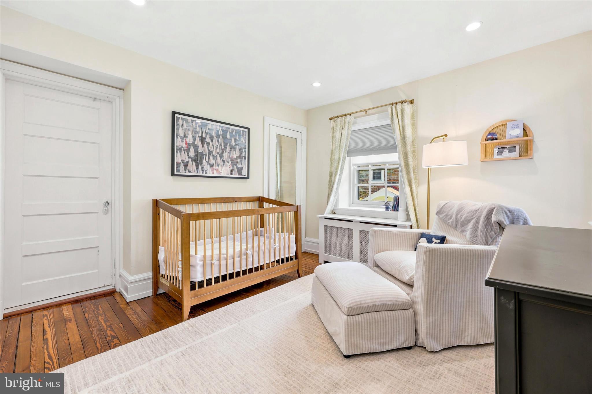 112 West Springfield Avenue Philadelphia, PA 19118 - Photo 23 of 40