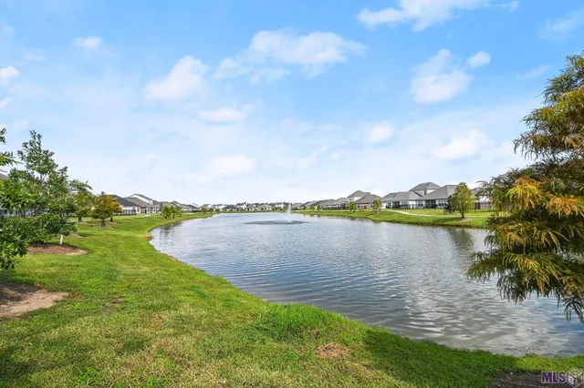 $391,990 | 3206 Creekmere Lane, Baton Rouge, LA 70810