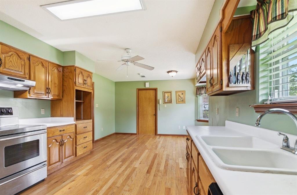 886 Cross Gates Boulevard Slidell, LA 70461 - Photo 5 of 14