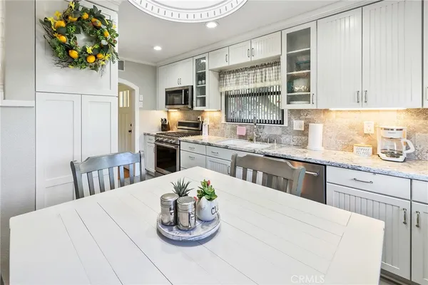 $925,000 | 665 West Lochleven Street, Glendora, CA 91741