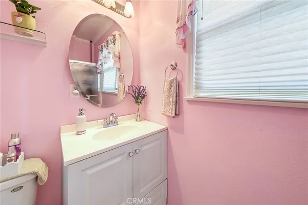 $925,000 | 665 West Lochleven Street, Glendora, CA 91741