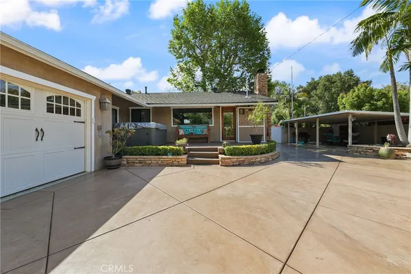 $925,000 | 665 West Lochleven Street, Glendora, CA 91741