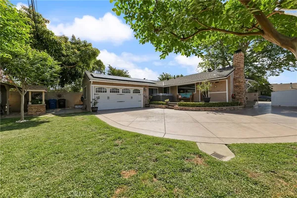 $925,000 | 665 West Lochleven Street, Glendora, CA 91741