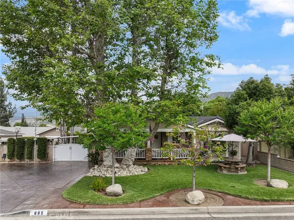 $925,000 | 665 West Lochleven Street, Glendora, CA 91741