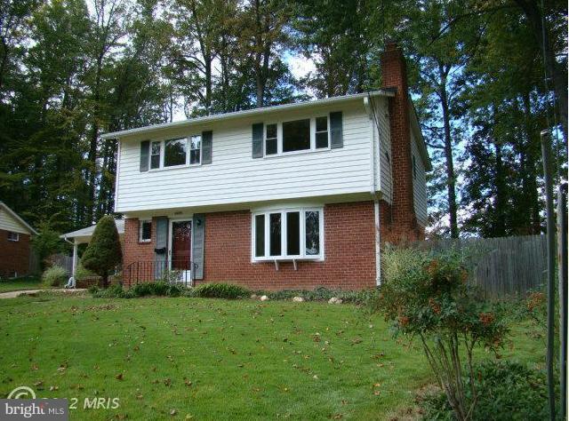 8902 Victoria Road Springfield, VA 22151 - Photo 15 of 15 Exterior (Front)