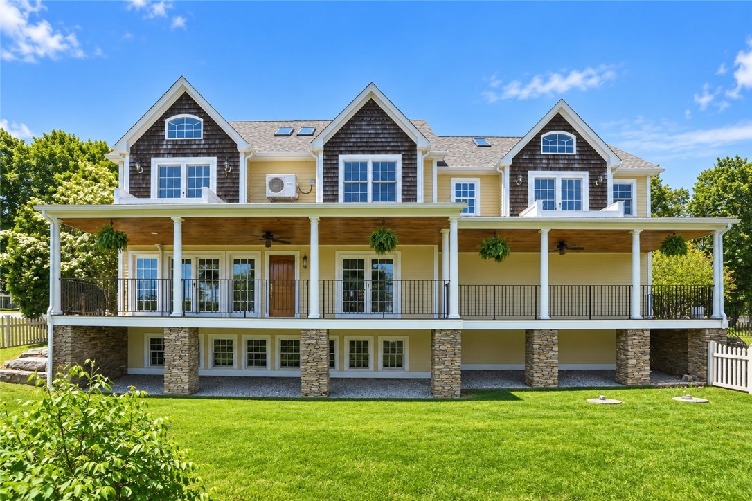 2269 East Main Road Portsmouth, RI 02871 - Photo 3 of 50 Gallery Image 3