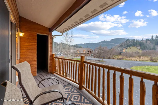 $349,900 | 3 Elsie Peak Court, Unit 3, Pinehurst, ID 83850