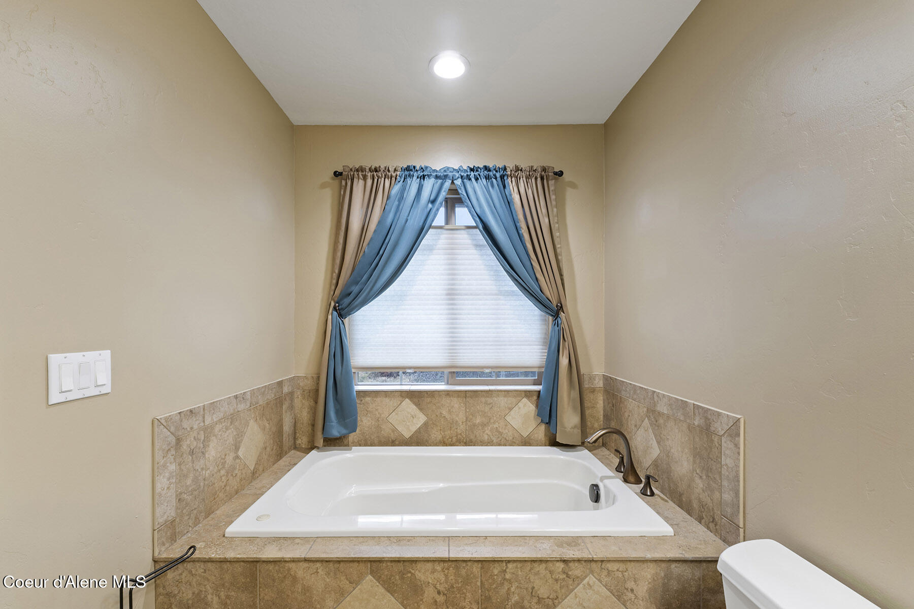 3 Elsie Peak Court, Unit 3 Pinehurst, ID 83850 - Photo 27 of 67 3-Elsie-Peak-Ct-Unit-3-9512 - Copy (2) -