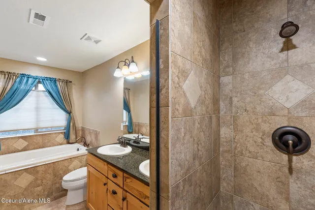 $349,900 | 3 Elsie Peak Court, Unit 3, Pinehurst, ID 83850