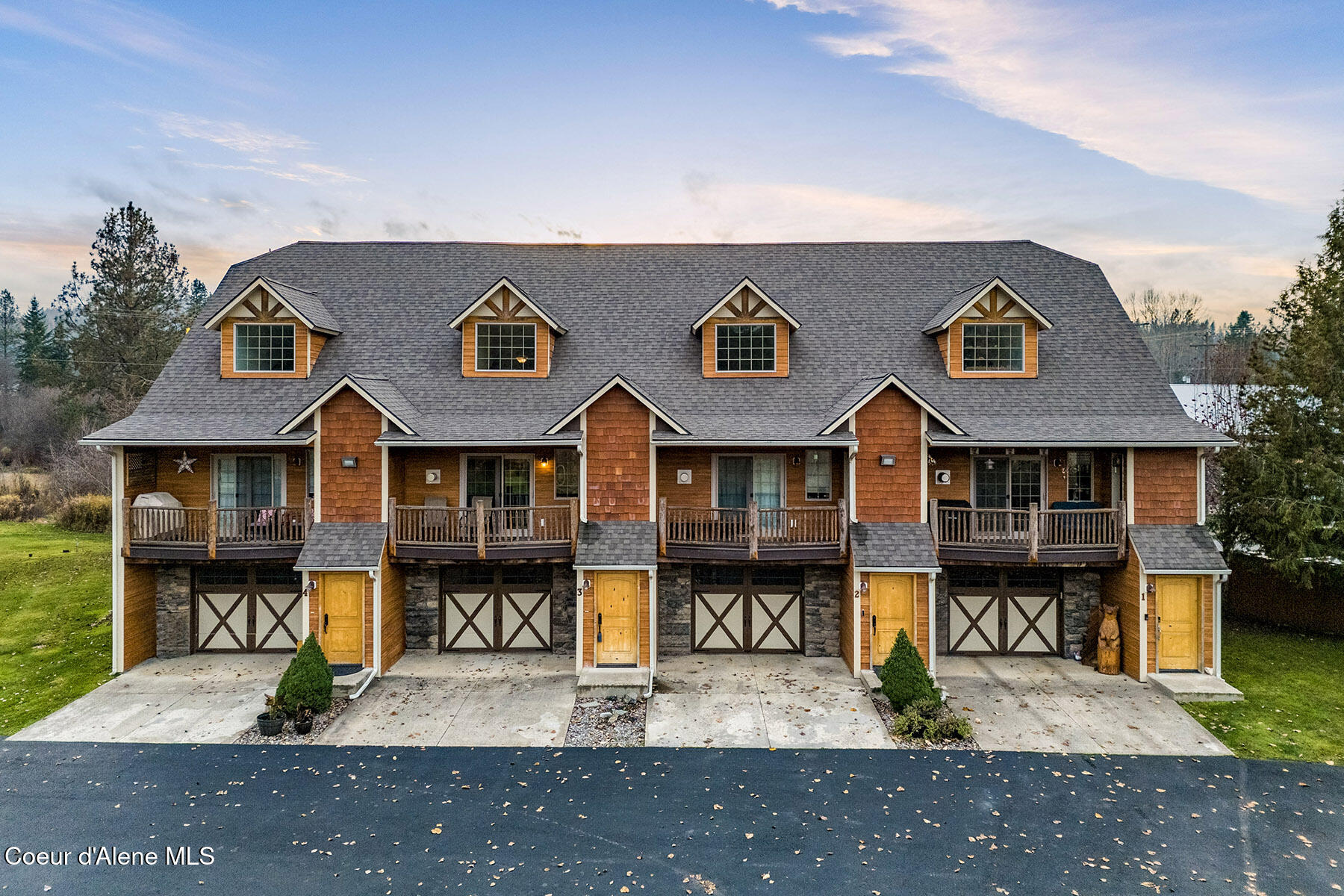 3 Elsie Peak Court, Unit 3 Pinehurst, ID 83850 - Photo 4 of 67 3-Elsie-Peak-Ct-Unit-3-0050 - Copy (2) -