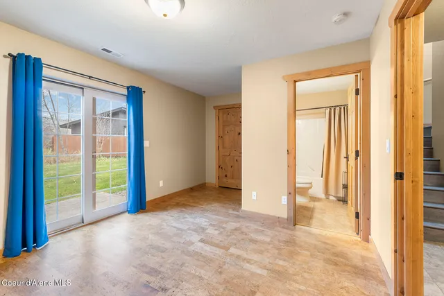 $349,900 | 3 Elsie Peak Court, Unit 3, Pinehurst, ID 83850