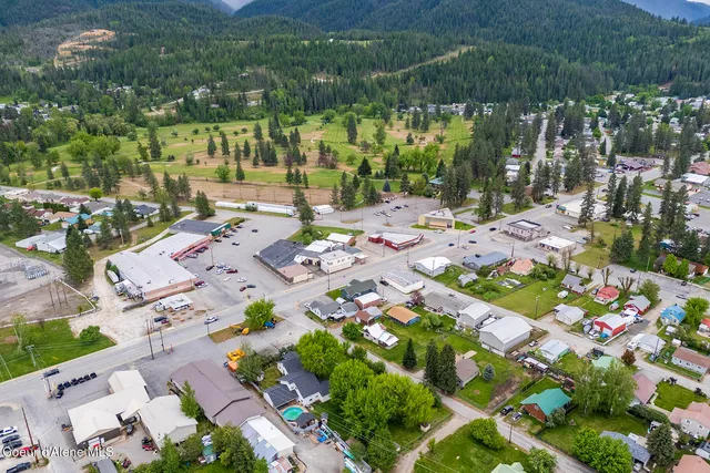 $349,900 | 3 Elsie Peak Court, Unit 3, Pinehurst, ID 83850