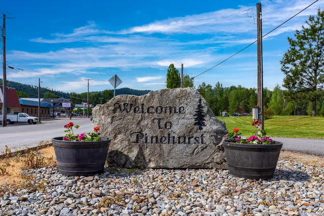 $349,900 | 3 Elsie Peak Court, Unit 3, Pinehurst, ID 83850