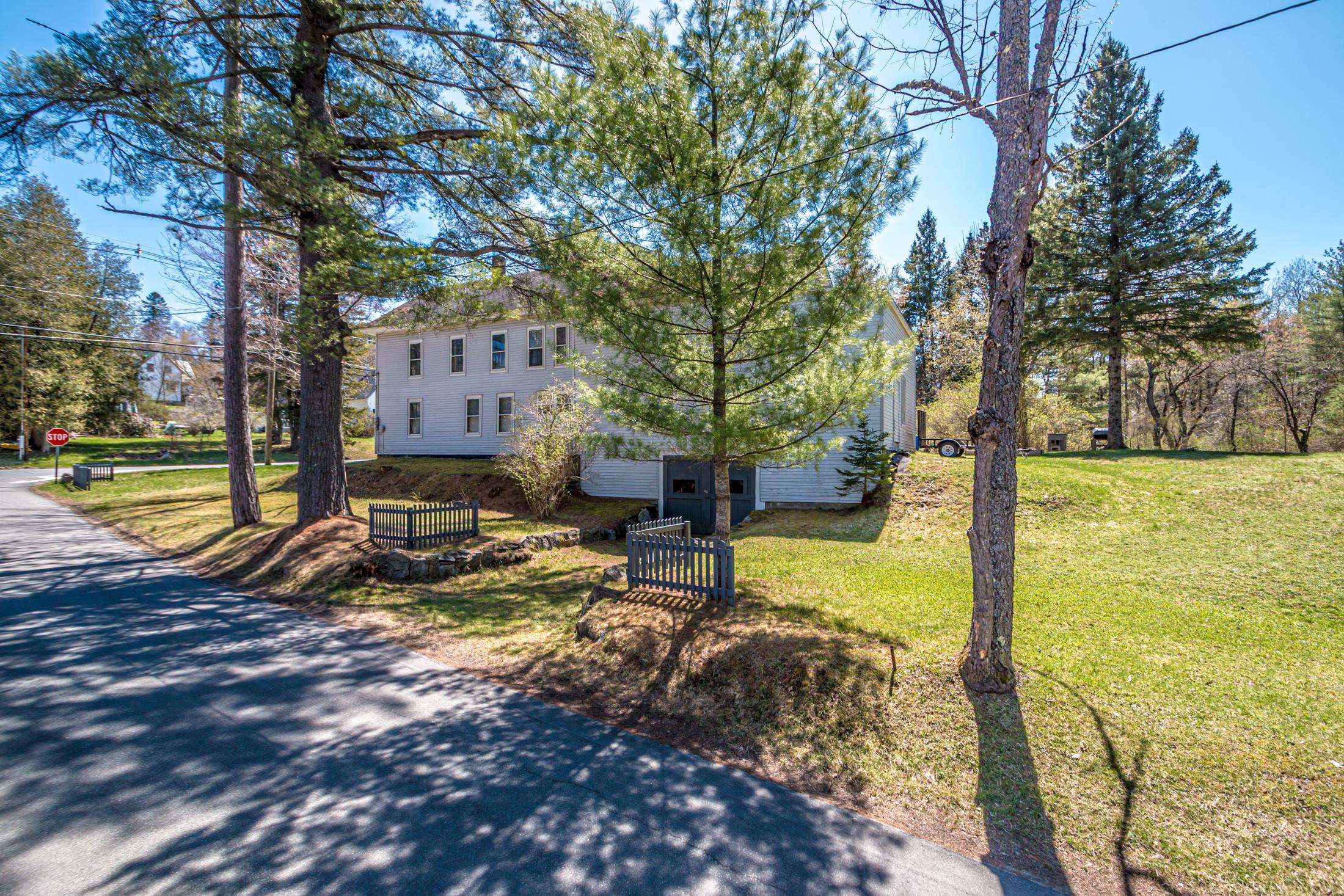 75 Elm Street Whitefield, NH 03598 - Photo 4 of 50