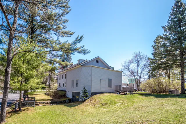 $229,900 | 75 Elm Street, Whitefield, NH 03598