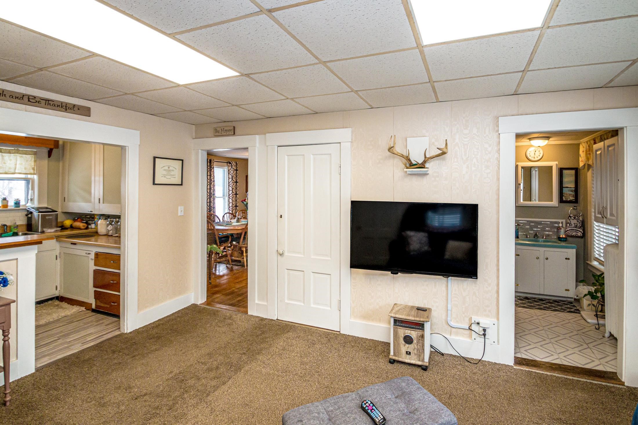 75 Elm Street Whitefield, NH 03598 - Photo 8 of 50