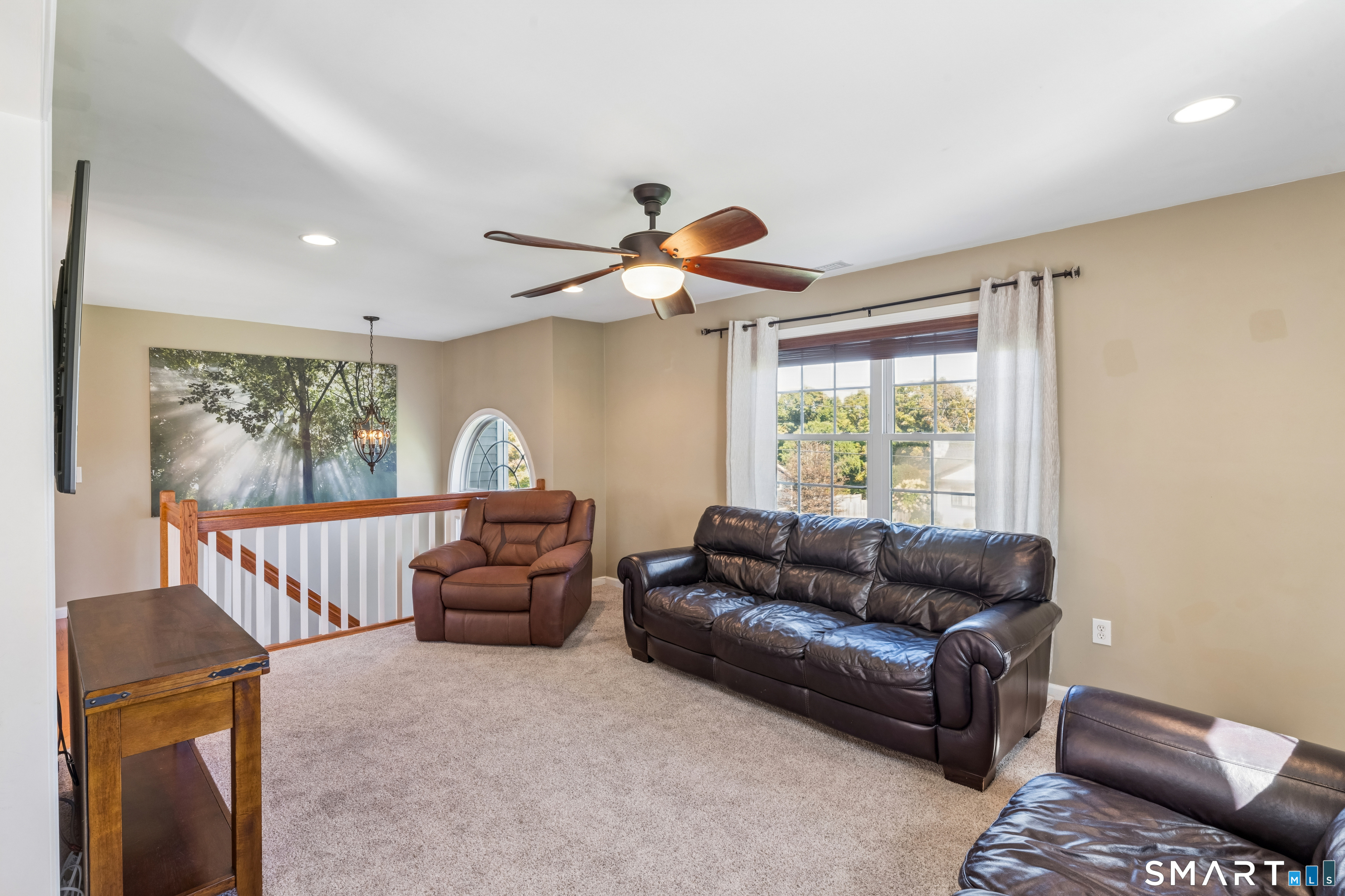38 Jeanette Road Danbury, CT 06811 - Photo 6 of 36 Gallery Image 6