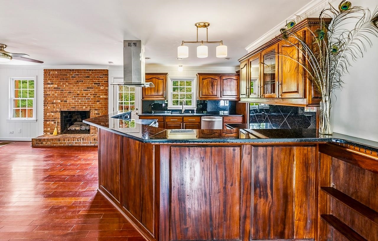 304 Del Norte Road Greenville, SC 29615 - Photo 5 of 50