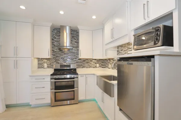$665,000 | 940 Sound Harbor Circle, Unit 9, Gulf Breeze, FL 32563