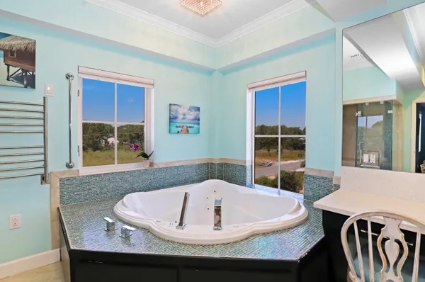 $665,000 | 940 Sound Harbor Circle, Unit 9, Gulf Breeze, FL 32563