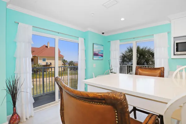 $665,000 | 940 Sound Harbor Circle, Unit 9, Gulf Breeze, FL 32563