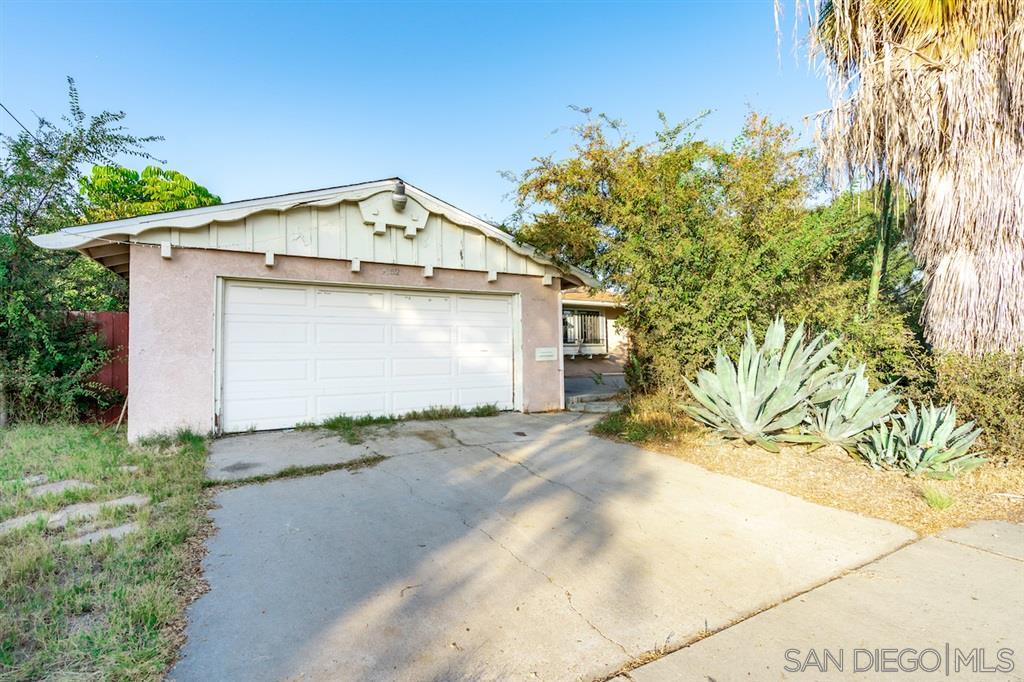9052 Frederick Street Spring Valley, CA 91977 - Photo 3 of 25 Gallery Image 3