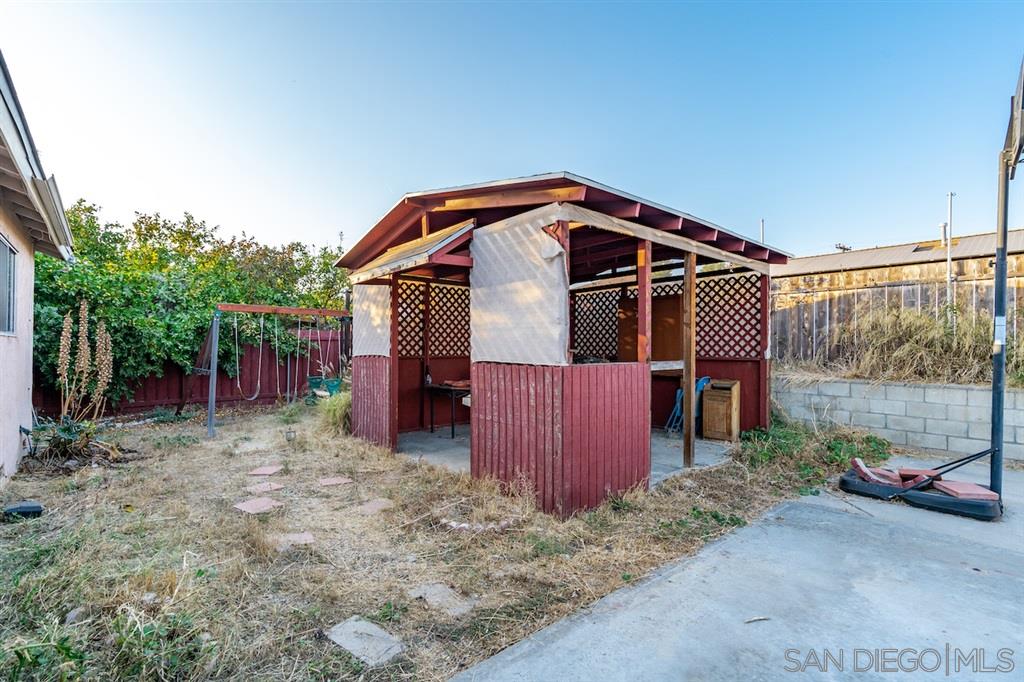 9052 Frederick Street Spring Valley, CA 91977 - Photo 24 of 25 Gallery Image 24