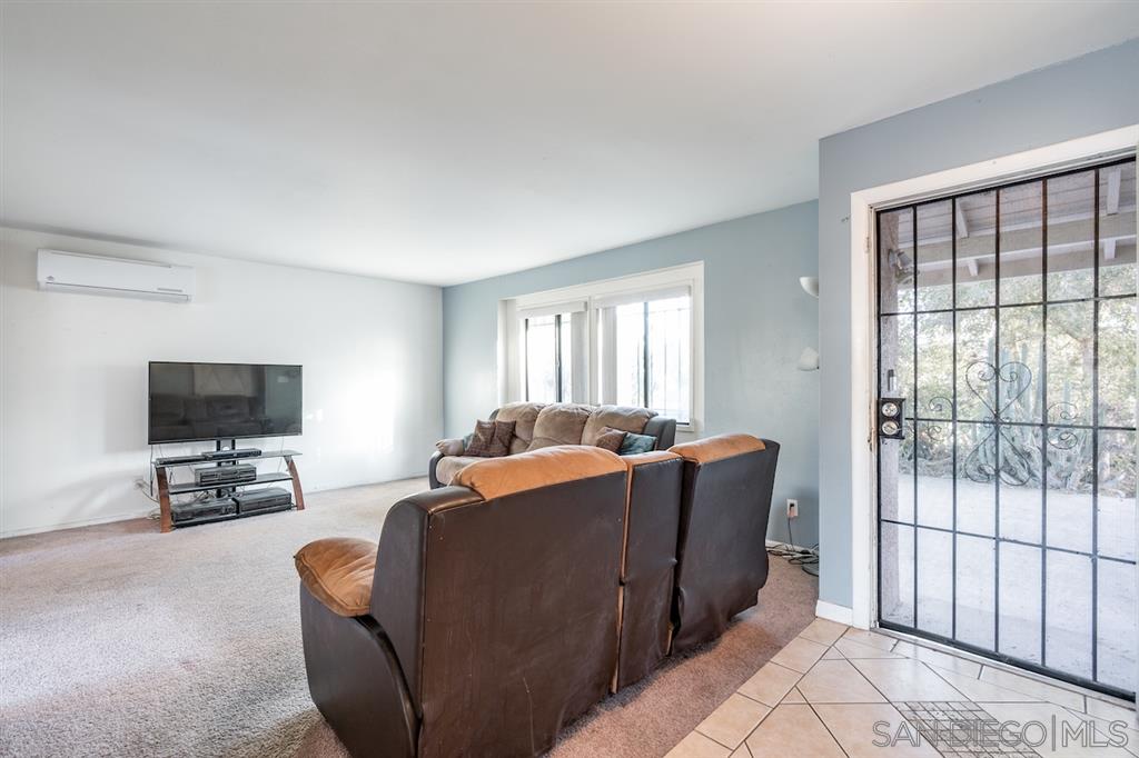 9052 Frederick Street Spring Valley, CA 91977 - Photo 7 of 25 Gallery Image 7
