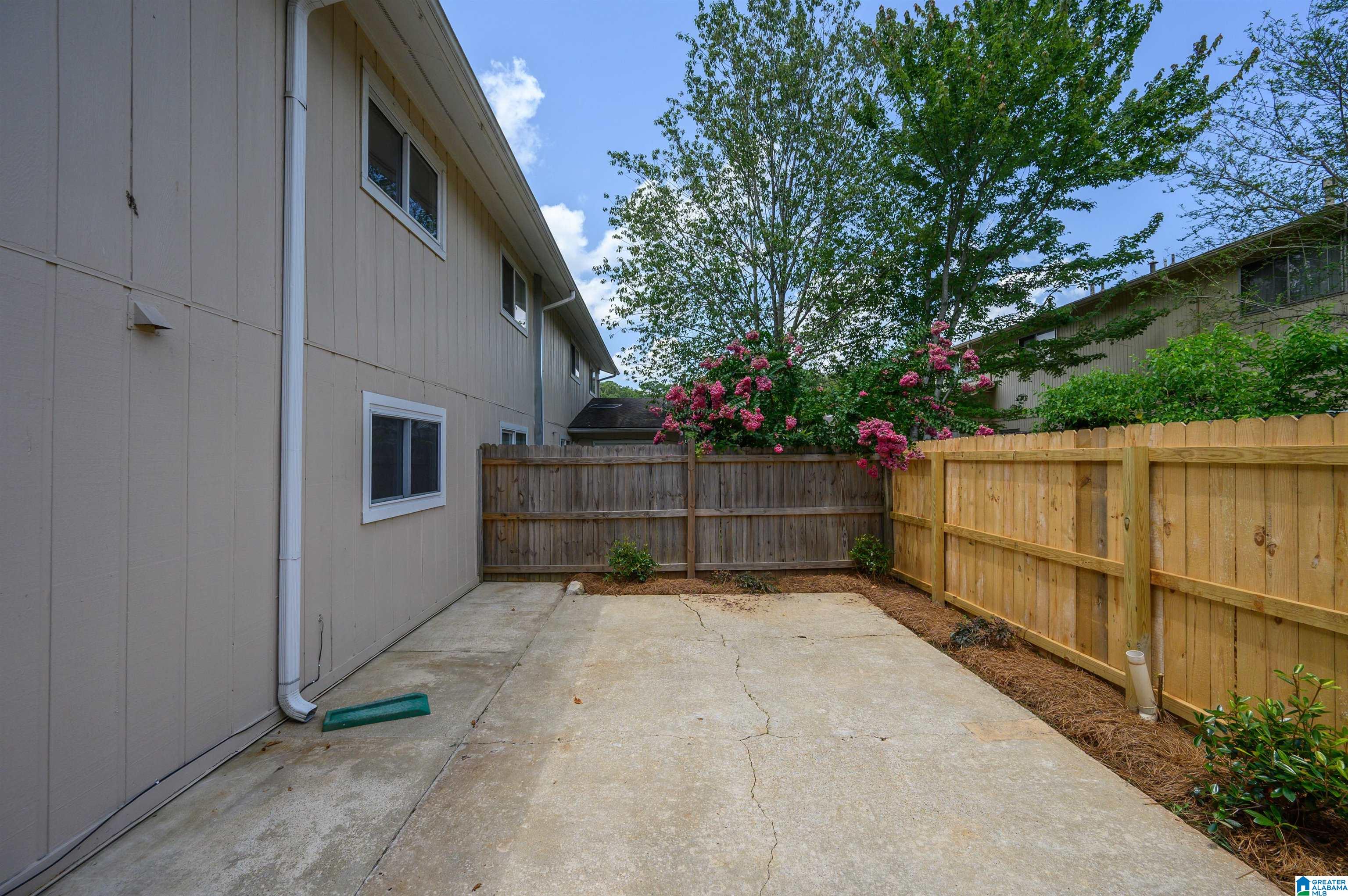 1834 Oakleaf Lane Birmingham, AL 35215 - Photo 38 of 40