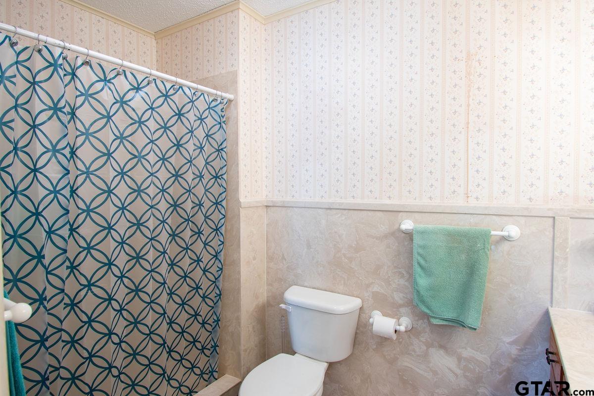 460 Hickory Street Van, TX 75790 - Photo 9 of 17