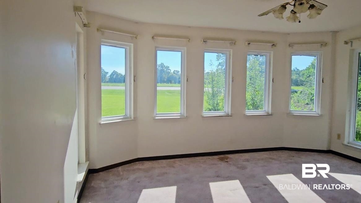 18824 Highway 41 Brewton, AL 36426 - Photo 39 of 40 Bay window area featuring five individual vertical windows