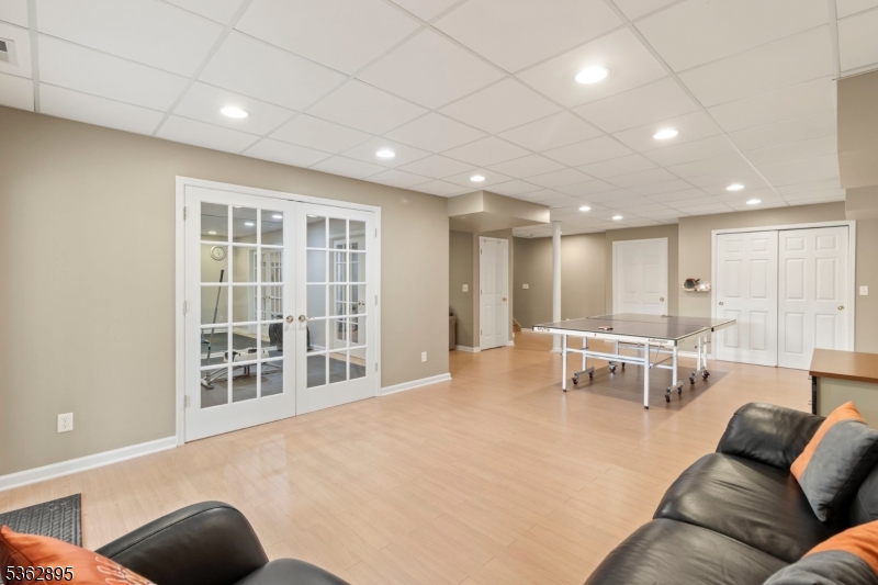20 Crestview Lane Sparta, NJ 07871 - Photo 33 of 45
