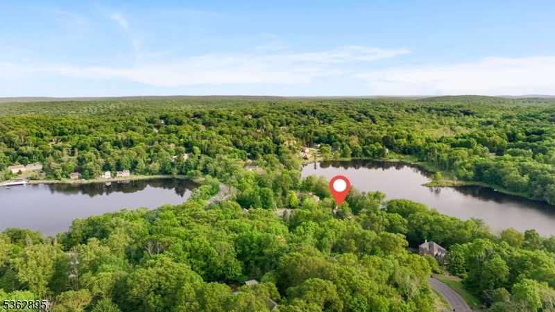 20 Crestview Lane Sparta, NJ 07871 - Photo 5 of 45