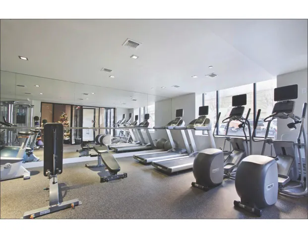 $920,000 | 2-26 50th Avenue, Unit 6F | Long Island City