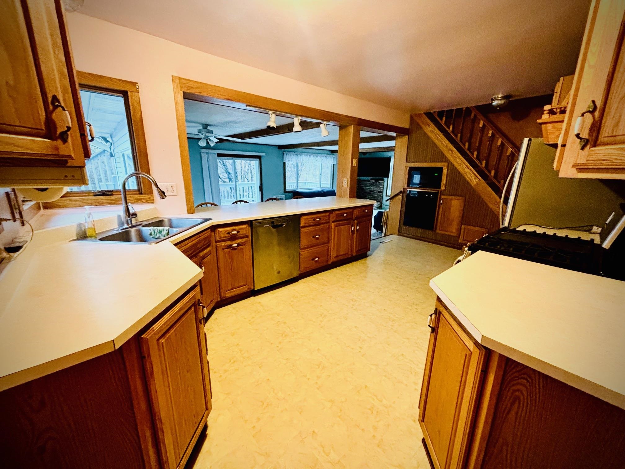 2528 Muckle Road Central Lake, MI 49622 - Photo 13 of 41