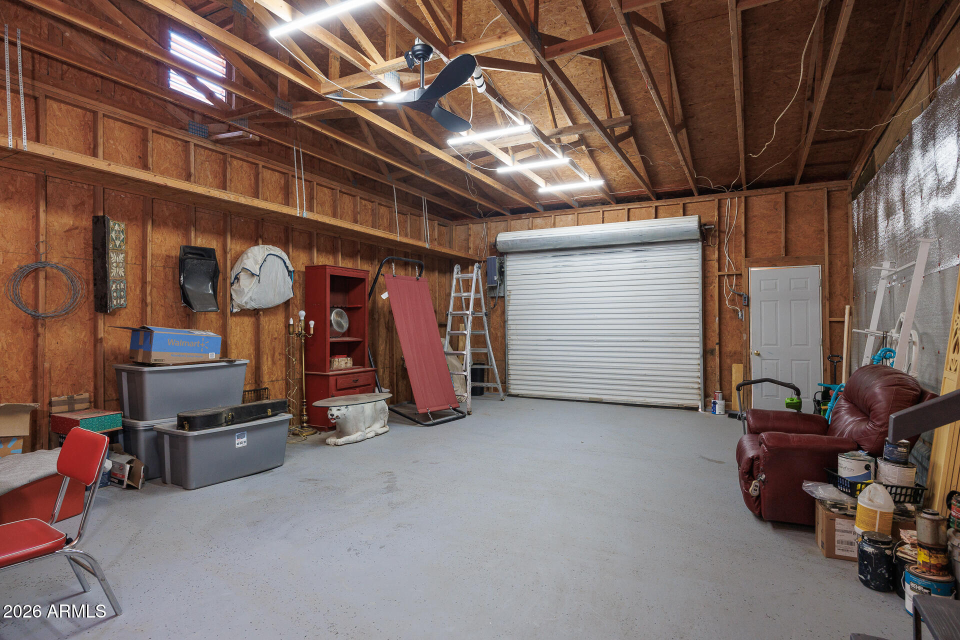 11822 North McGee Road Valley Farms, AZ 85191 - Photo 31 of 36 11822 N McGee - Garage View 2