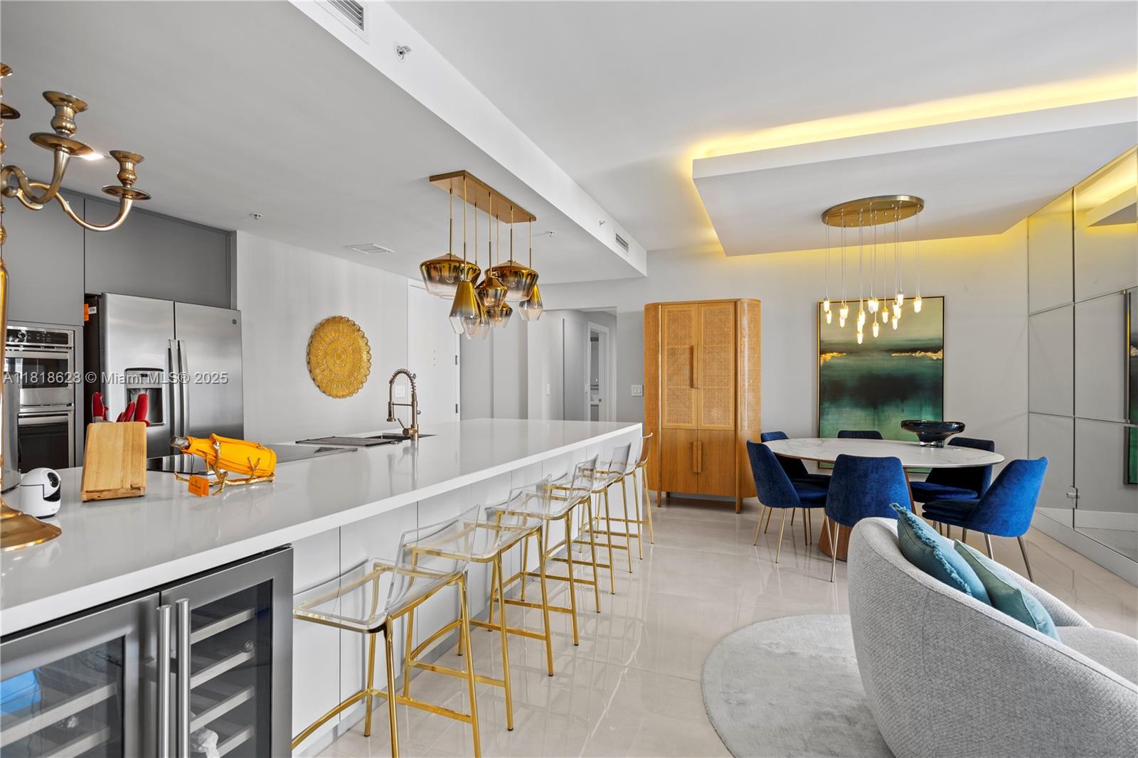 801 Brickell Key Boulevard, Unit 2203 Miami, FL 33131 - Photo 16 of 32