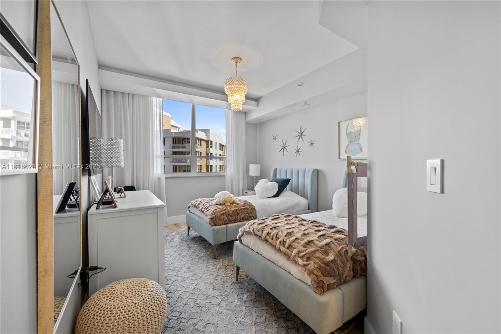 801 Brickell Key Boulevard, Unit 2203 Miami, FL 33131 - Photo 31 of 32