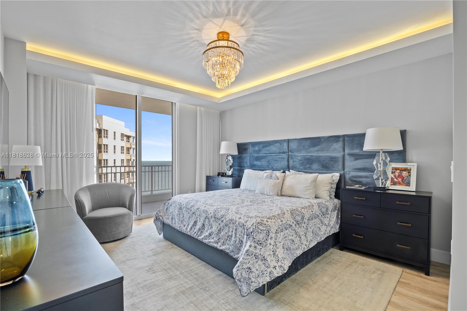 801 Brickell Key Boulevard, Unit 2203 Miami, FL 33131 - Photo 8 of 32