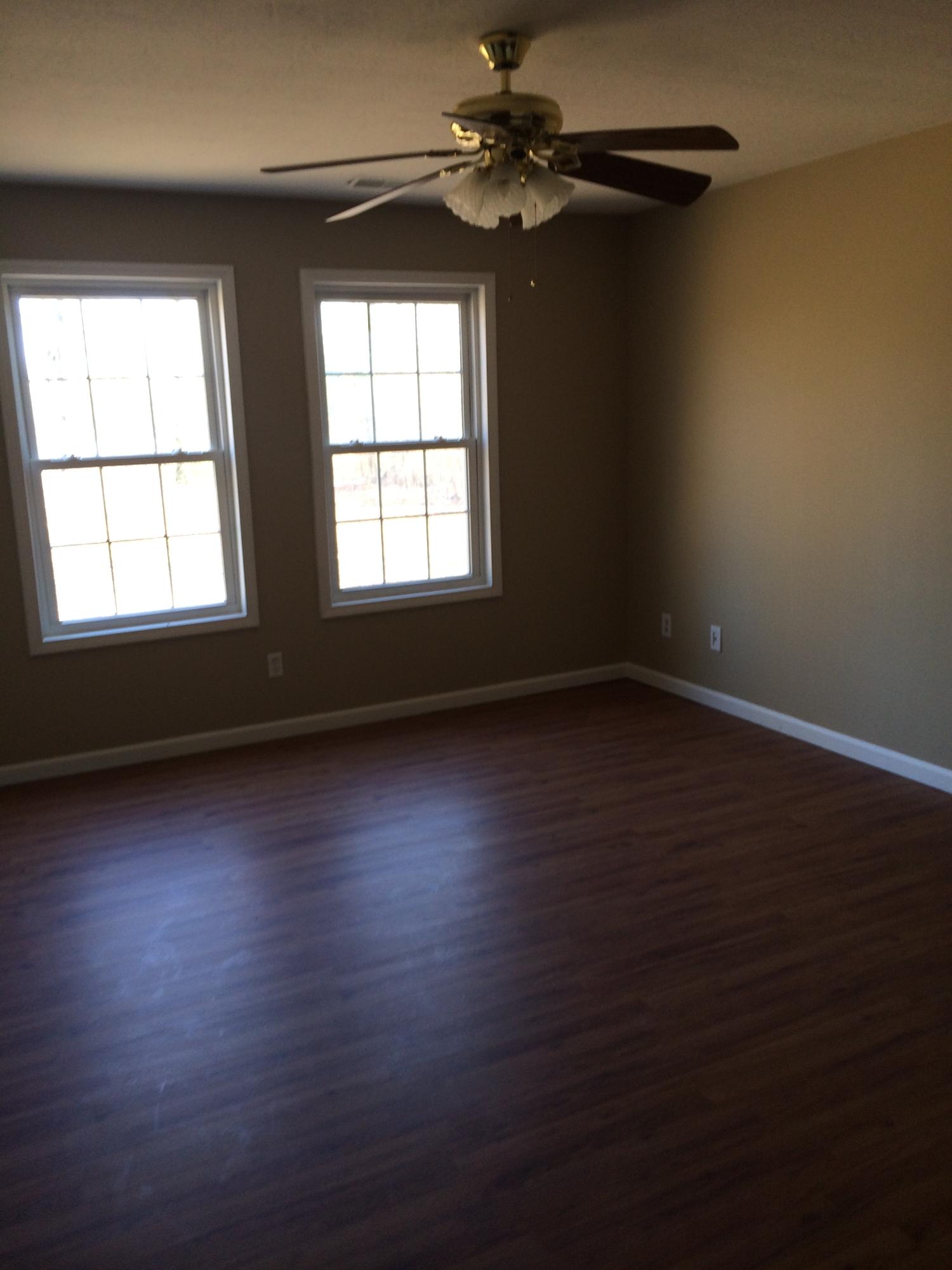 334 Jim Garrett Road Crossville, TN 38571 - Photo 2 of 17 12
