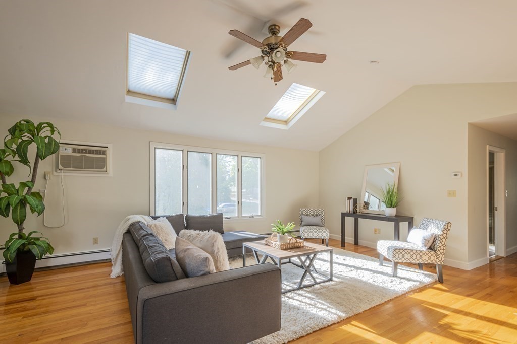 41 Notre Dame Road Bedford, MA 01730 - Photo 11 of 42 Gallery Image 11
