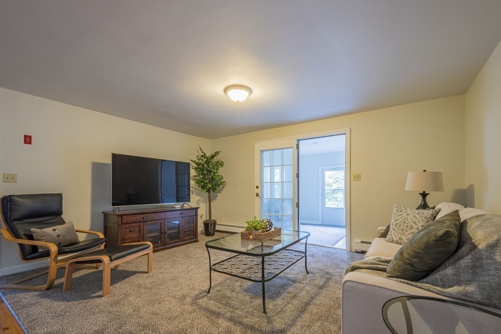 41 Notre Dame Road Bedford, MA 01730 - Photo 4 of 42 Gallery Image 4